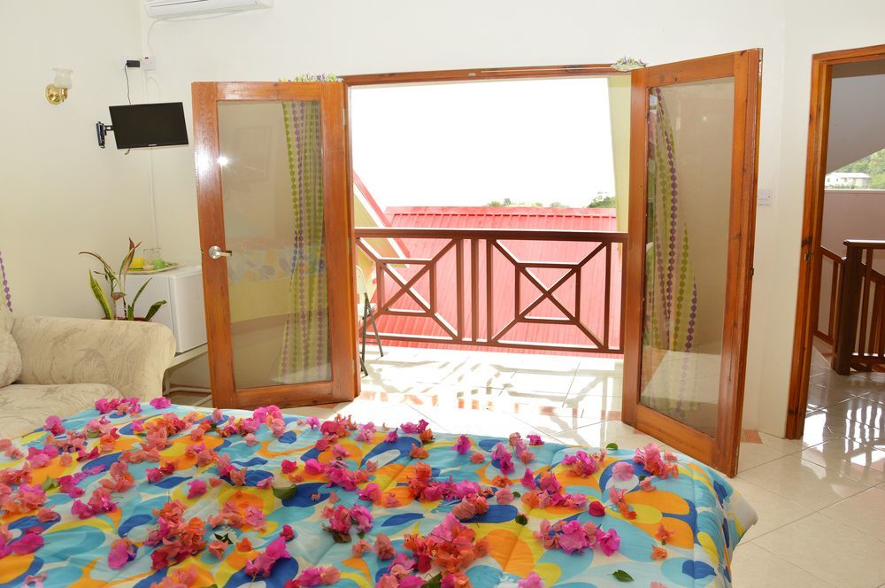 Tropical Paradise View Anse La Raye Extérieur photo